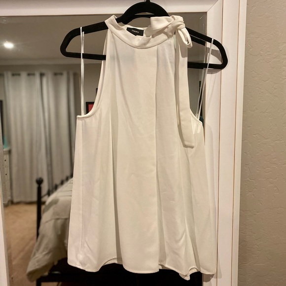 NWT Theory Maysprin Admiral Tieneck Top - Picture 10 of 15